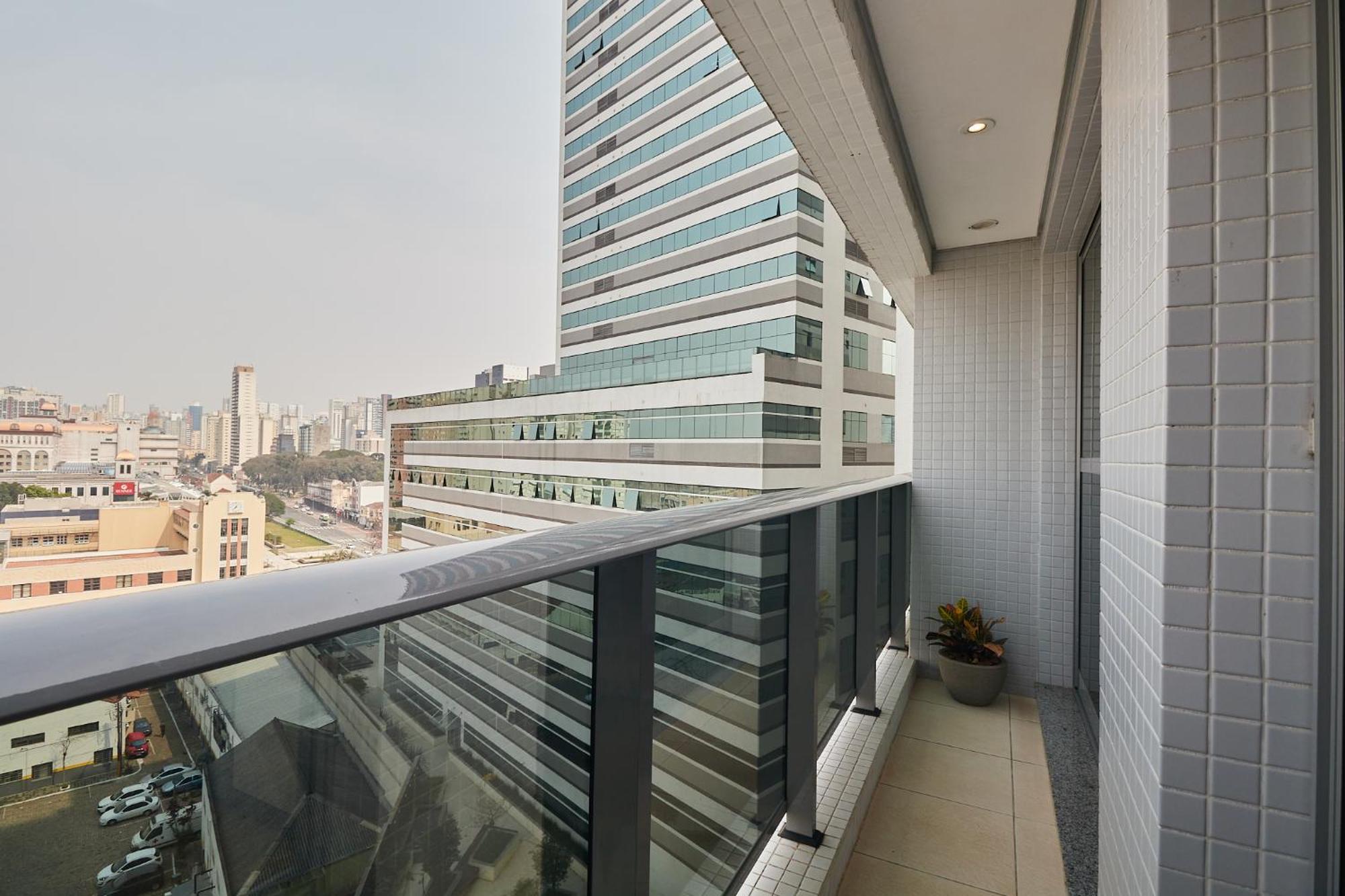 Estudio Aconchegante No Centro De Curitiba - Ar Condicio E Localizacao Perfeita! Buitenkant foto